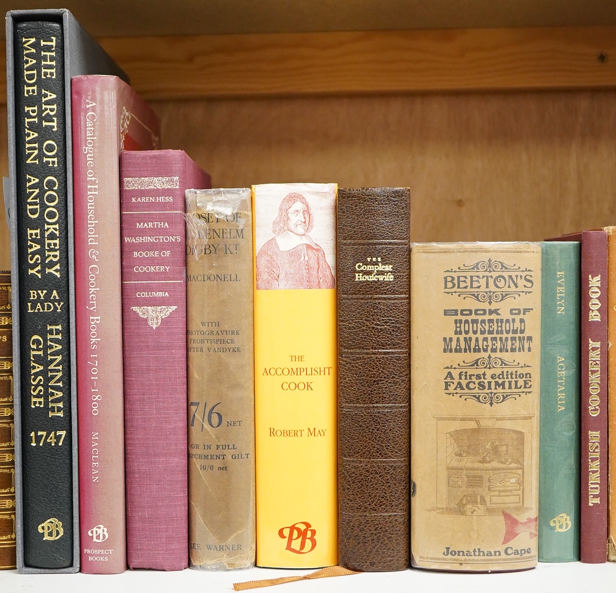 Glasse, Hannah - The Art of Cookery Made Plain and Easy ... facsimile edition. text illus.; publisher's half leather and marbled boards, gilt lettered spine, in slipcase, 4to. 1983. *includes explanatory material and sub